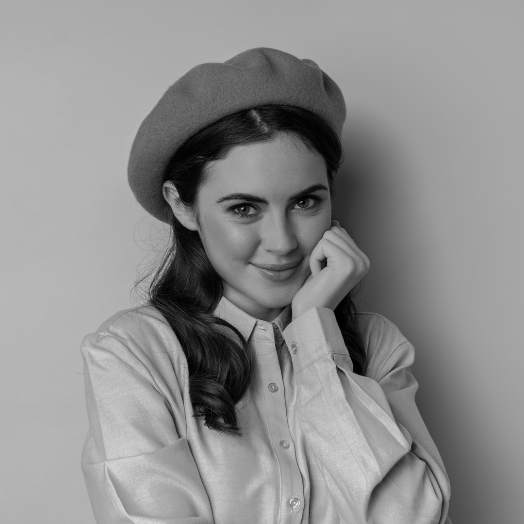 ISABELLA ROUX